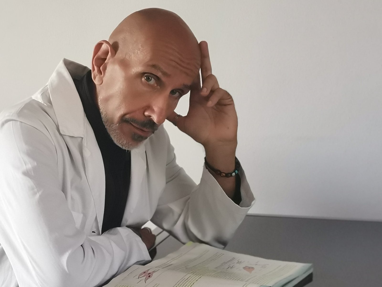 Dott.Prof. Vito Traversa